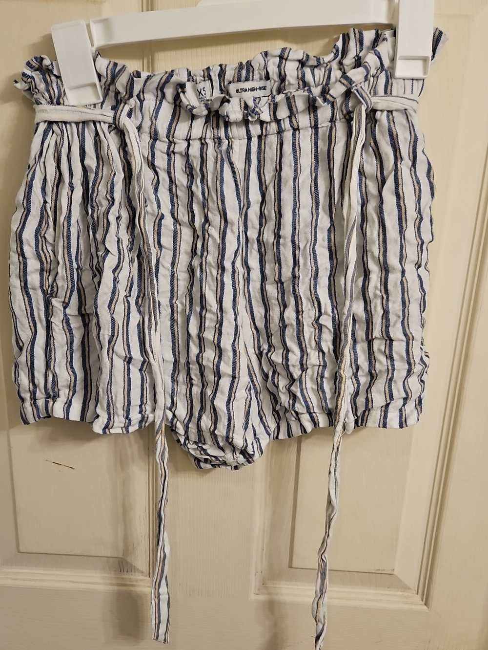 Hollister ultra  hi-rise shorts
